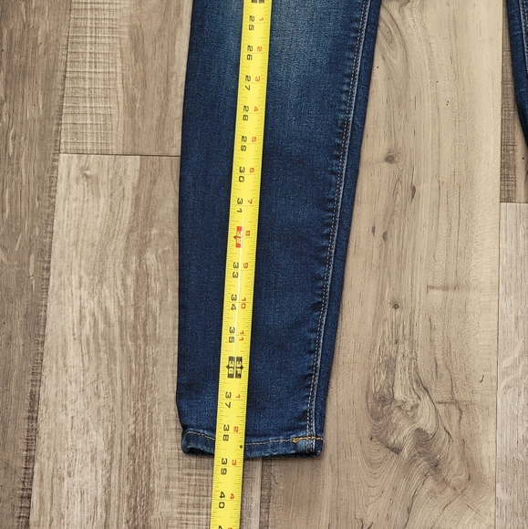 Hudson Natalie Super Skinny Jeans - Picture 5 of 13